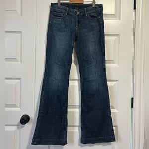 Women's Blue Jeans